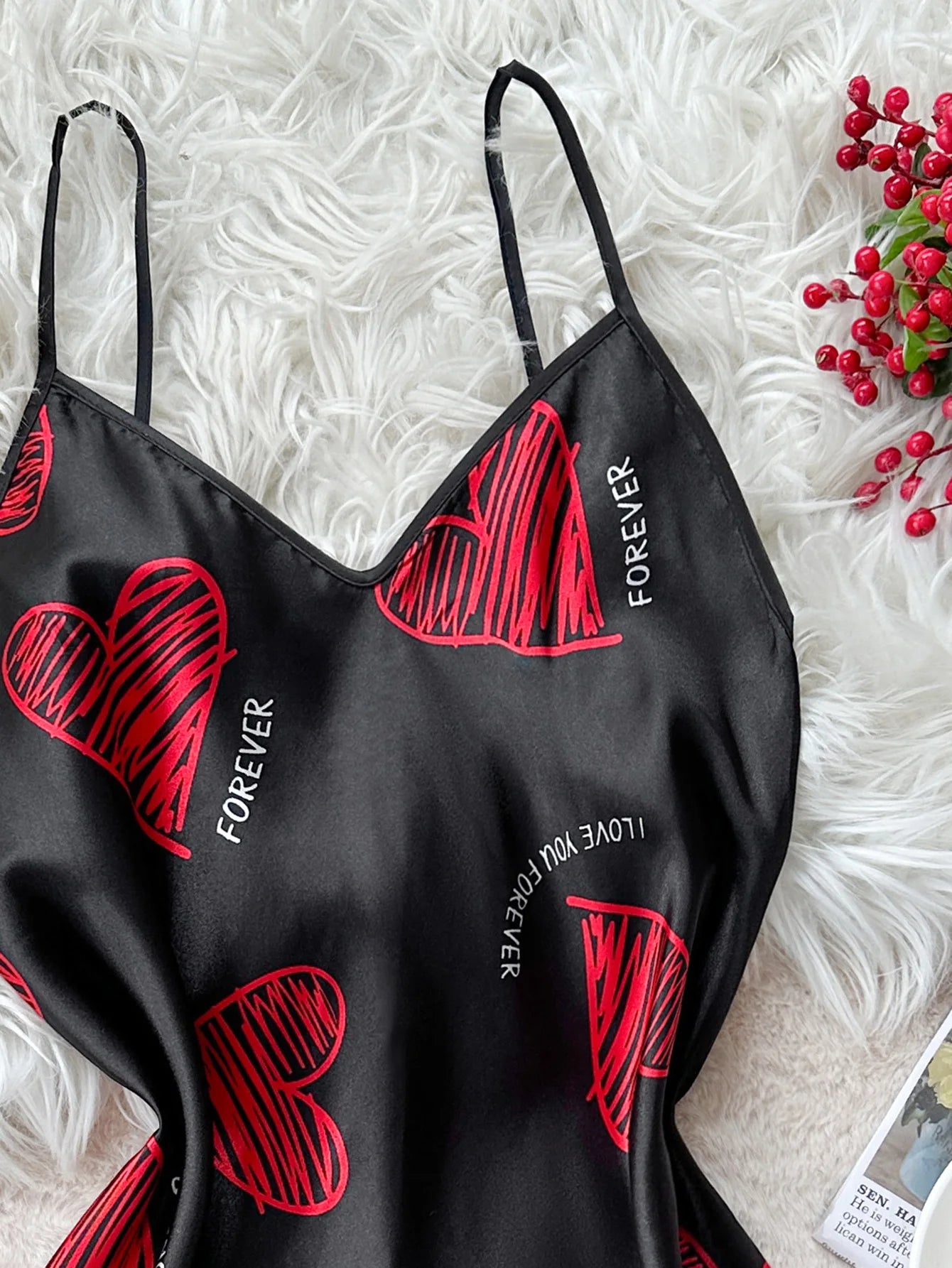 Red lips print satin V-neck nightgown