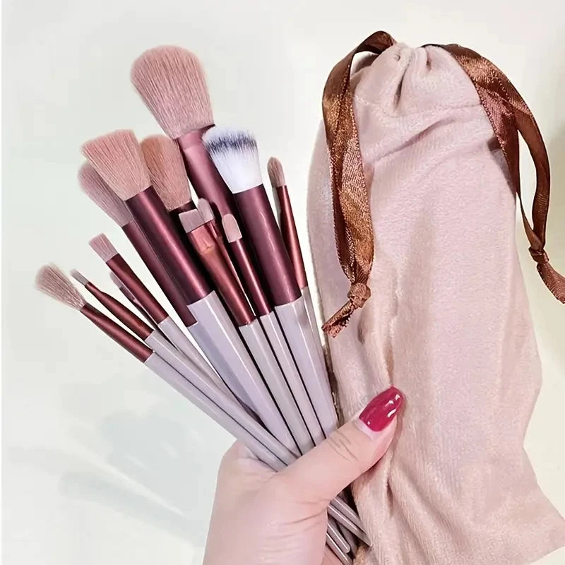 Professional soft and fluffy makeup brushes set cosmetics