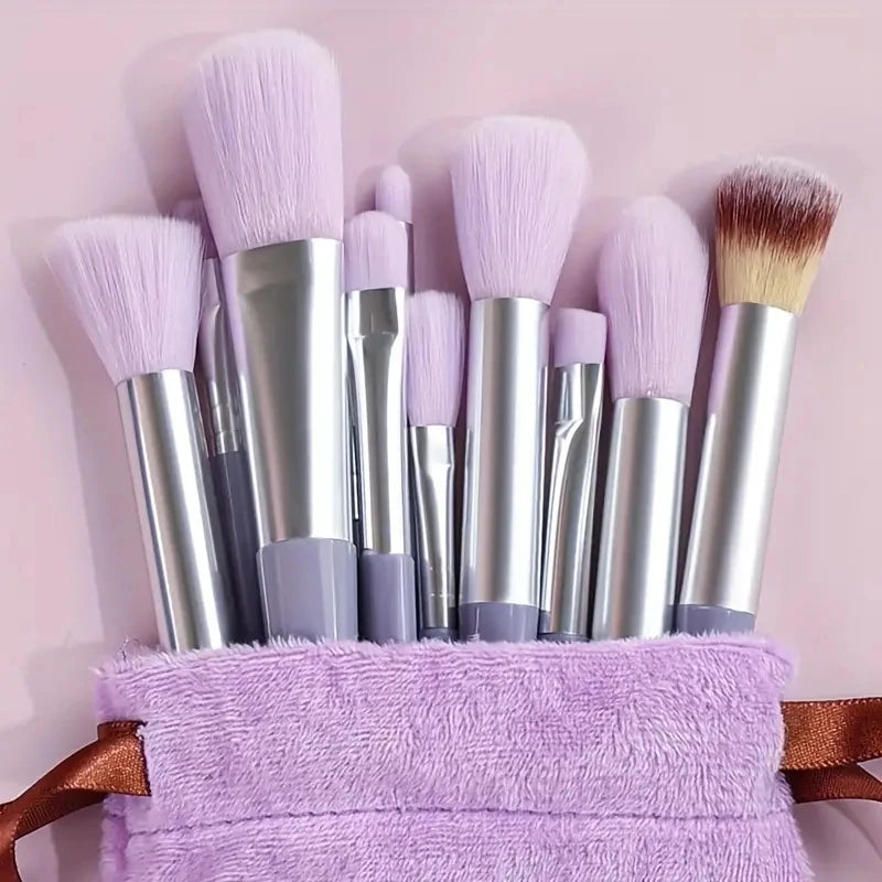 Professional soft and fluffy makeup brushes set cosmetics